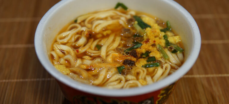 日清のどん兵衛 辛麺