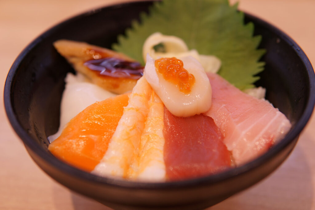 9種の海鮮丼