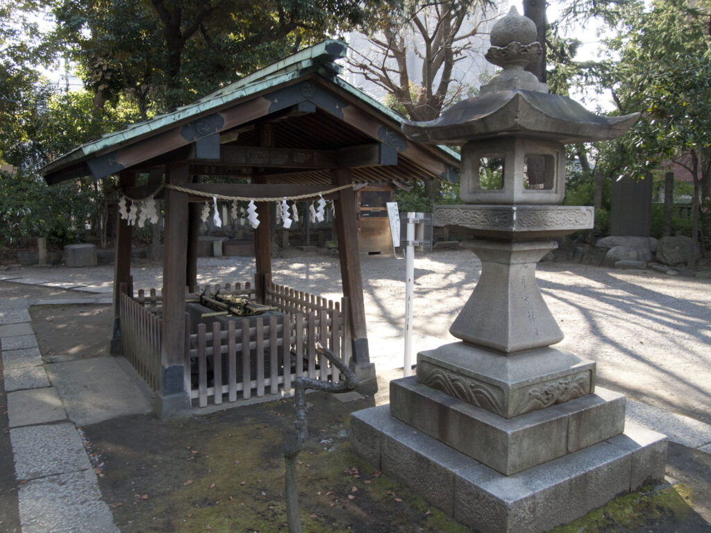仲町氷川神社 手水舎