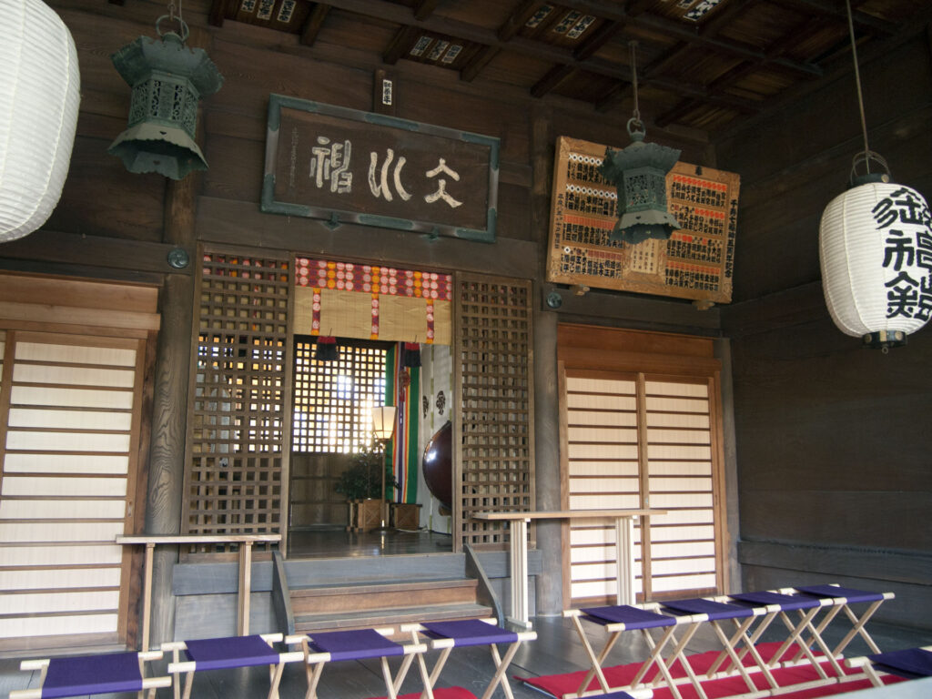仲町氷川神社 拝殿