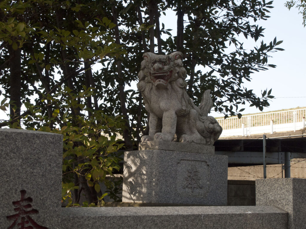 大川町氷川神社 狛犬