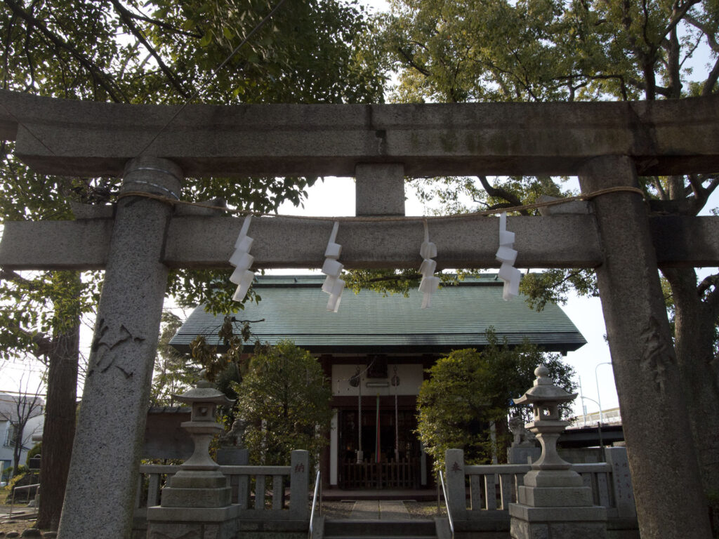 大川町氷川神社 鳥居