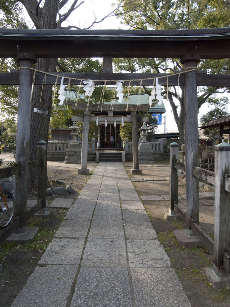 大川町氷川神社 鳥居