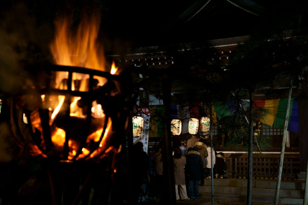 東漸寺 初詣（かがり火）