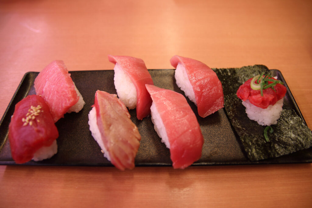 天然本鮪7貫盛り