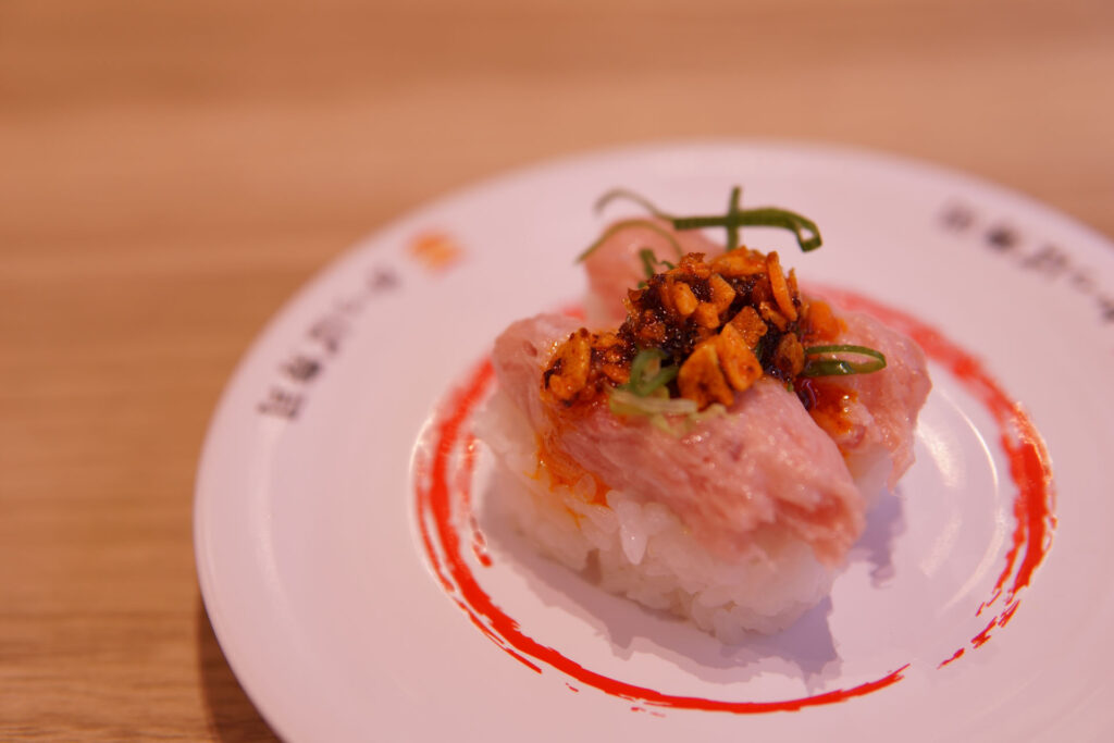 ねぎとろザク旨ラー油にぎり