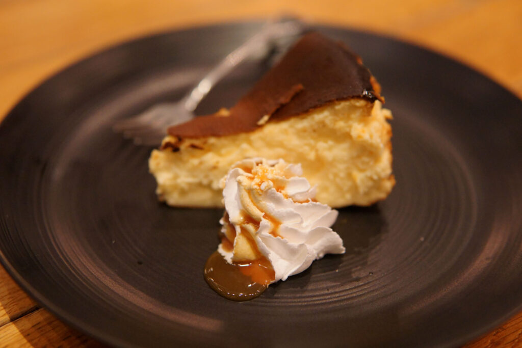 手作りバスクドチーズケーキ