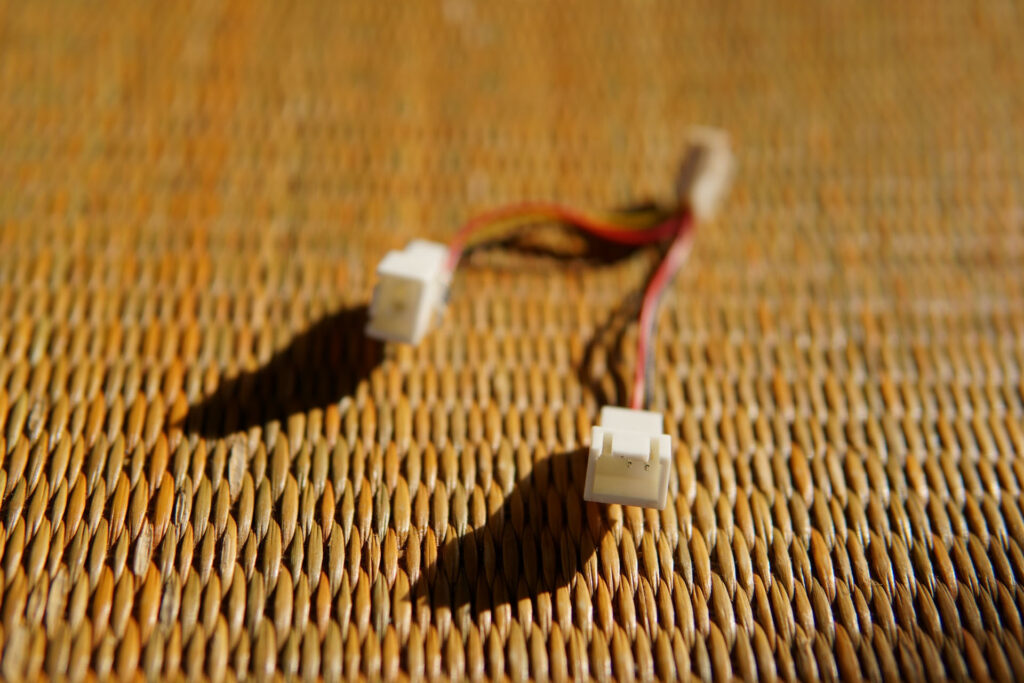 ファン用二股電源ケーブル